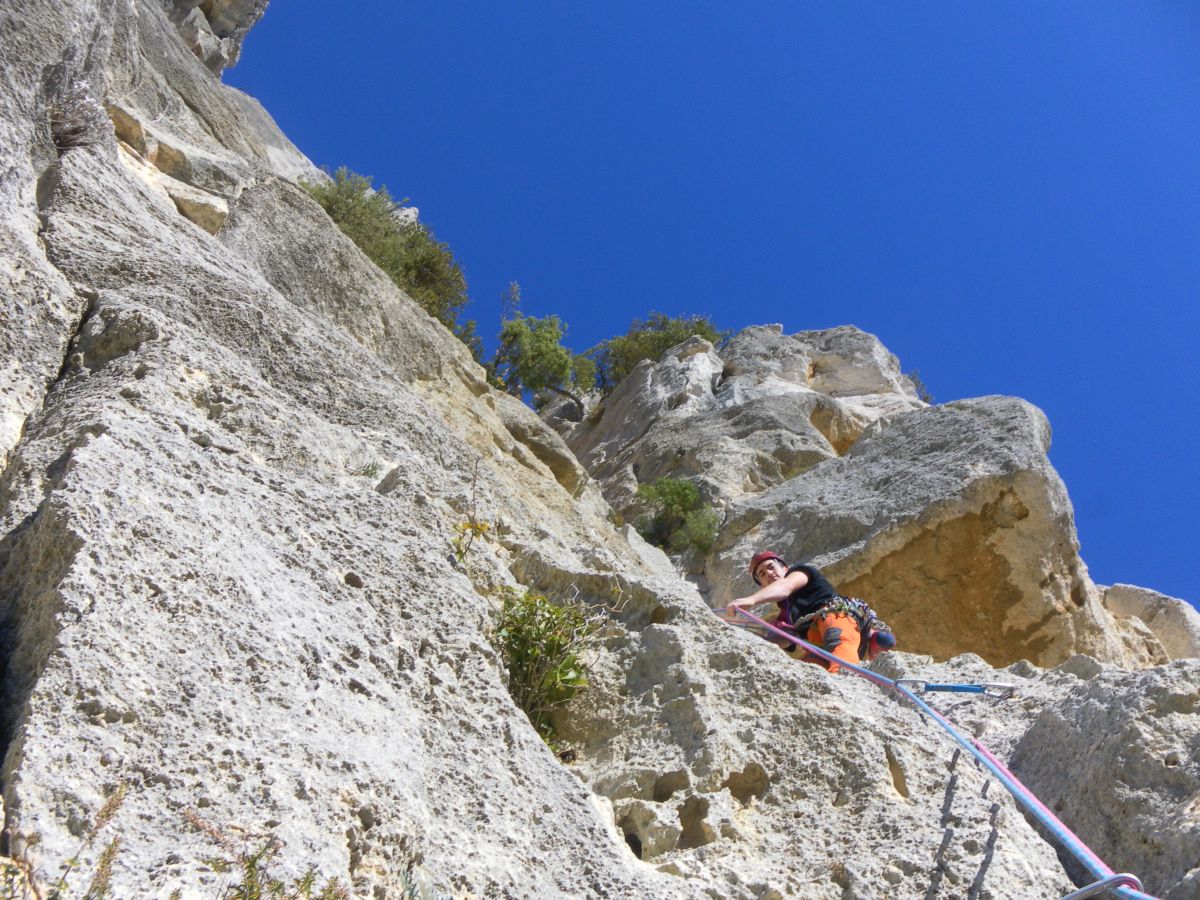Finale Ligure via Ypsilon